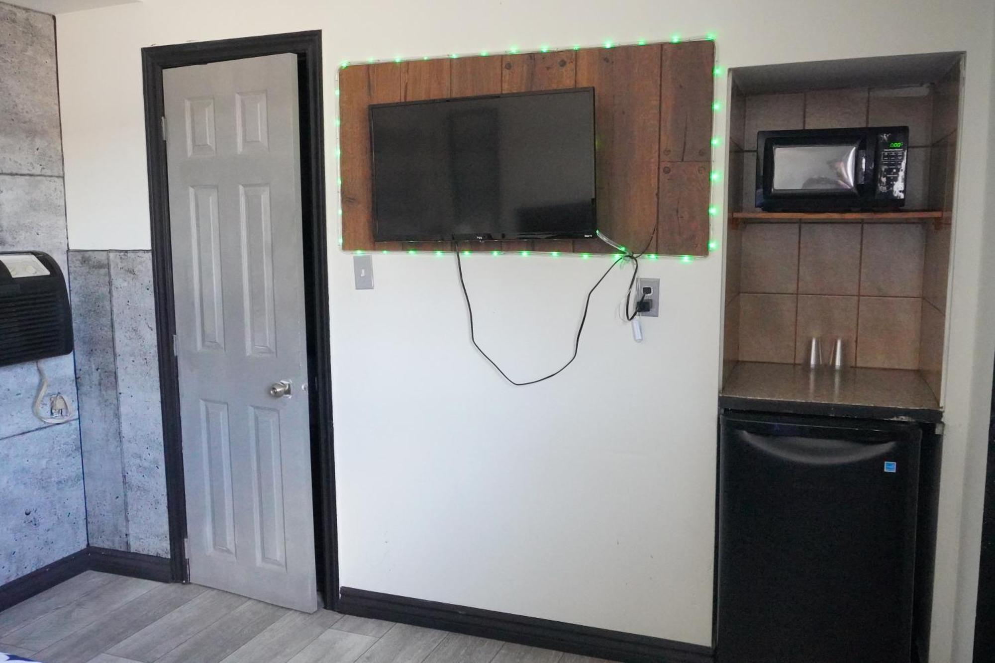 Crestwood Motel Burlington Ngoại thất bức ảnh