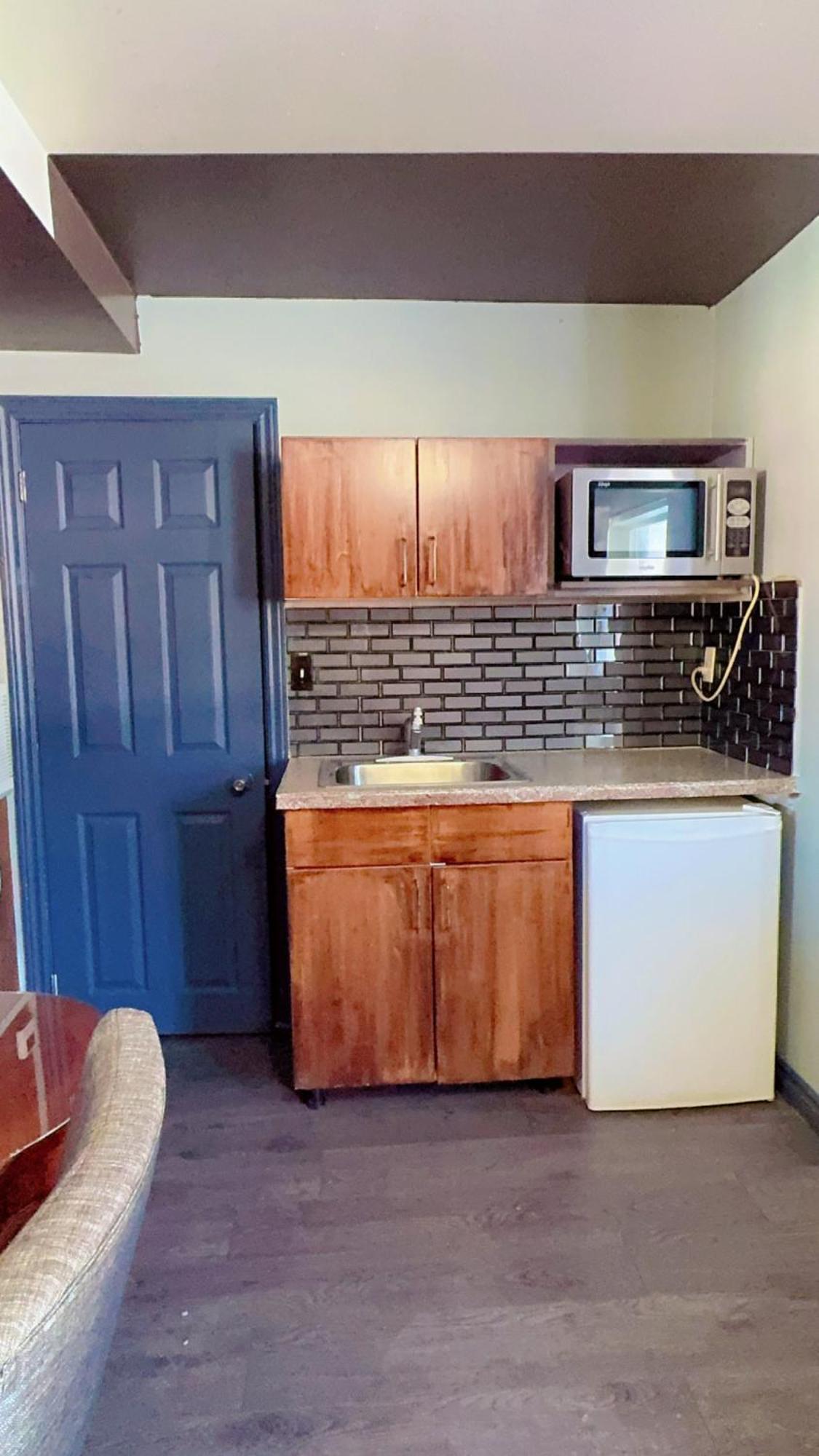 Crestwood Motel Burlington Ngoại thất bức ảnh