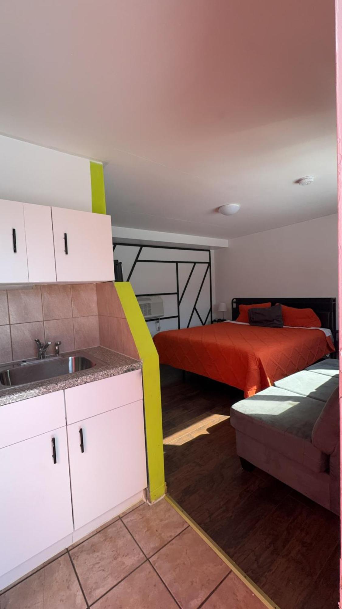Crestwood Motel Burlington Ngoại thất bức ảnh