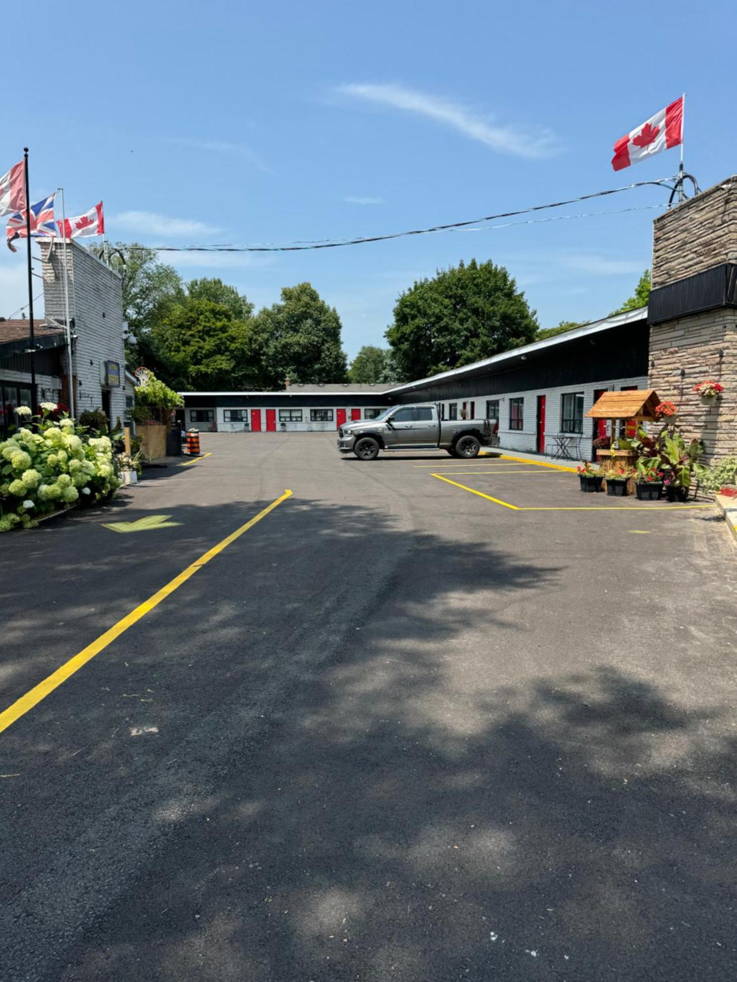 Crestwood Motel Burlington Ngoại thất bức ảnh